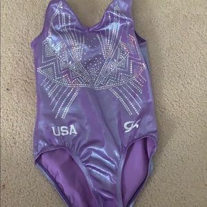 Glittery/iridescent purple leotard